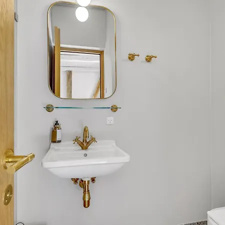1 Bedroom Amazing In *